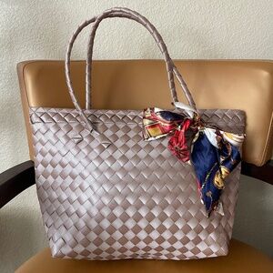 Woven Tote - Metallic Pink